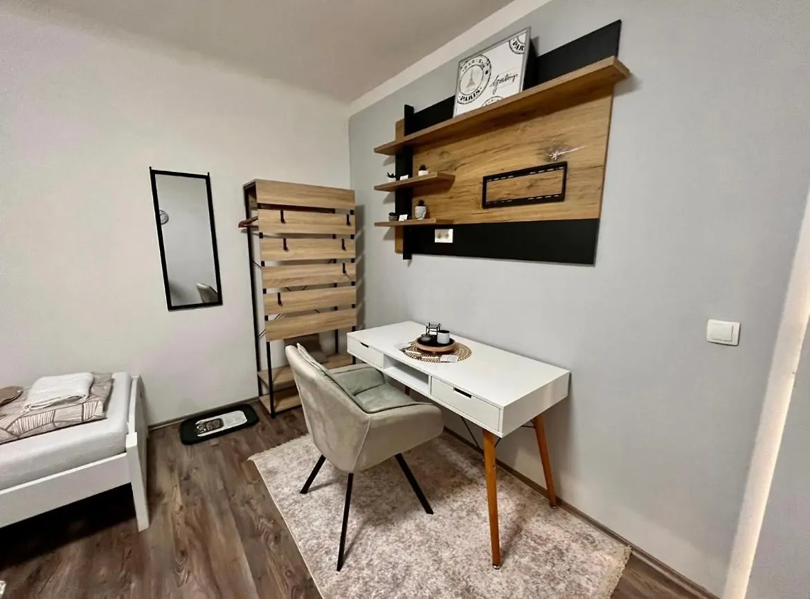 Roomino Apartment Vienna 0*,  Austria