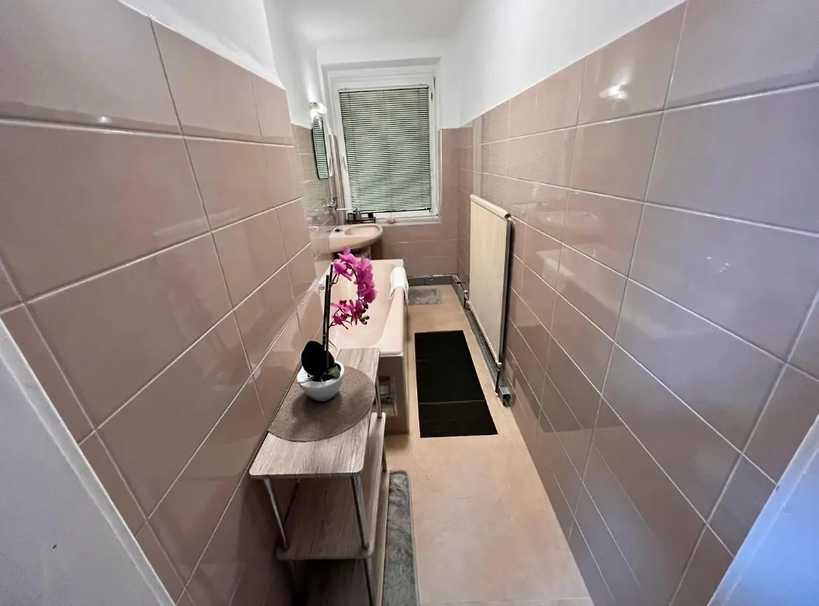 Roomino Apartment Vienna Austria